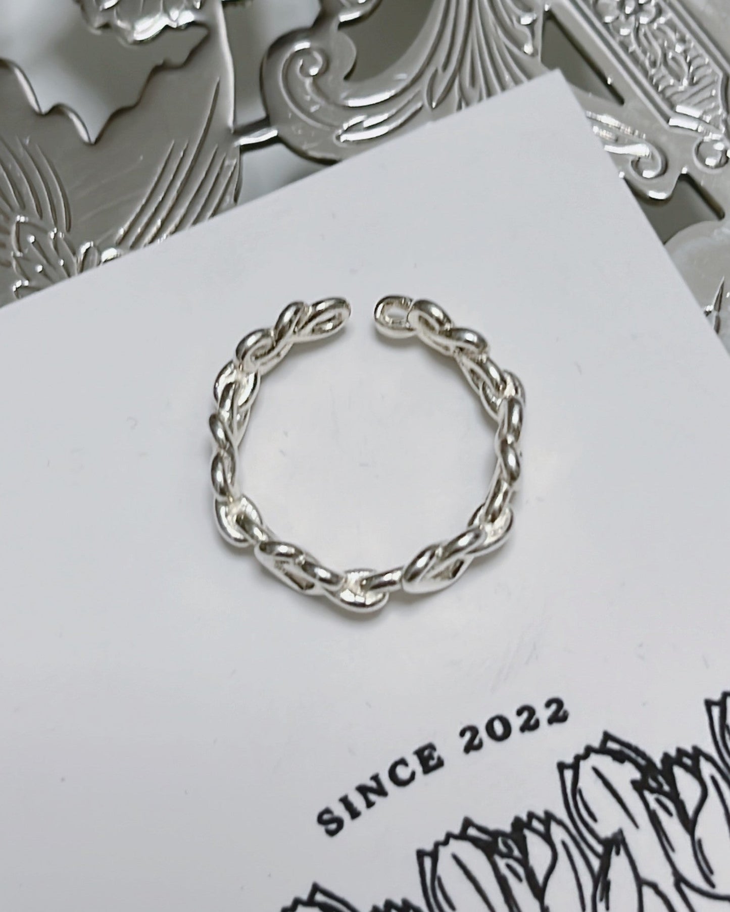 925 sterling silver ring, pure silver ring 925, sterling silver band women, 925 silver adjustable ring, minimalist silver ring, hypoallergenic 925 ring, fine silver ring 925, sterling silver stacking ring, 925 silver couple ring, authentic 925 sterling silver ring, 925純銀戒指, 純銀戒指女, S925銀戒指, 防敏925銀戒, 極簡純銀戒指, 正品925純銀戒指, 925銀開口戒指, 純銀疊戴戒指, 925銀情侶戒, 純銀尾戒