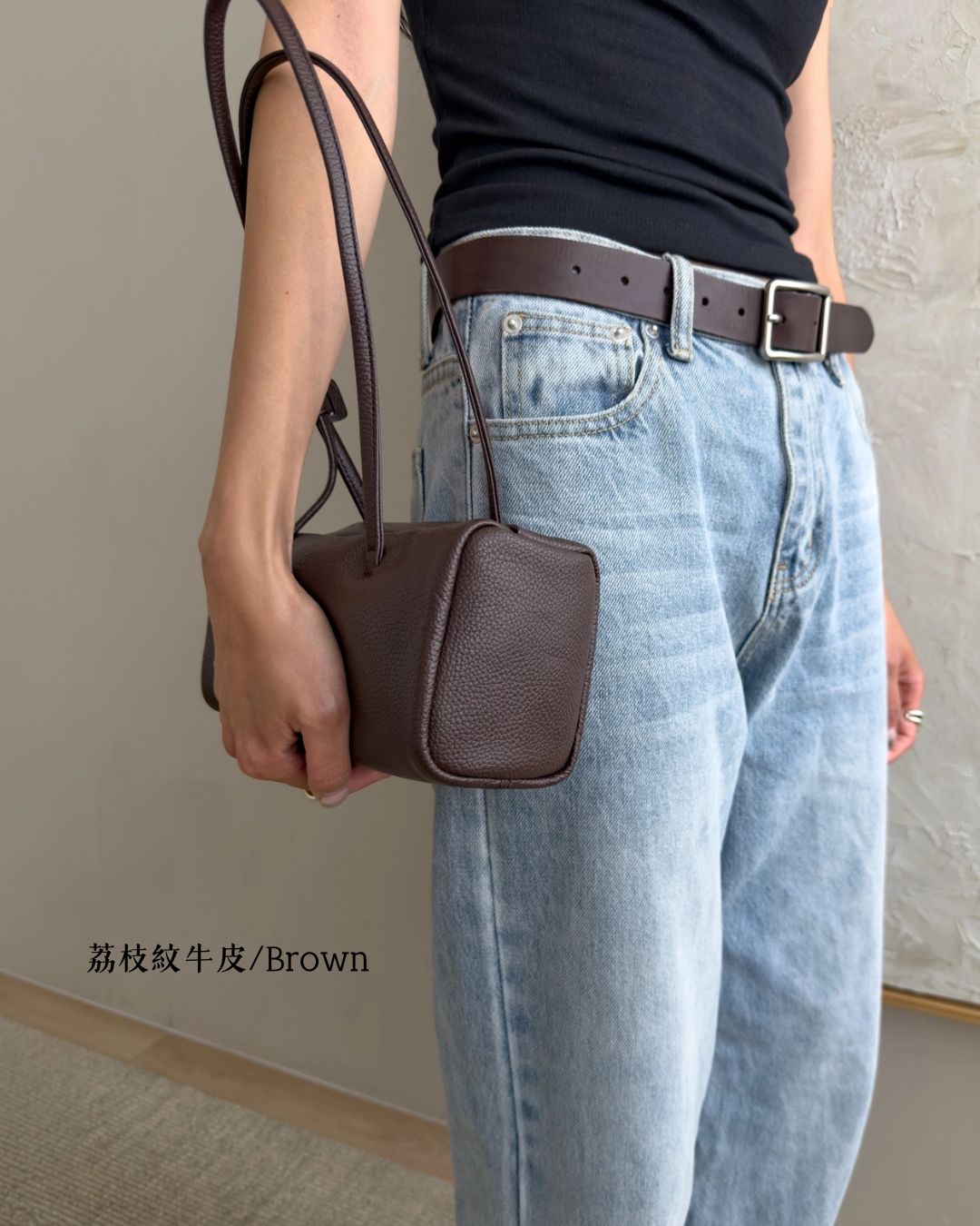 A38 | Mini Brick Shoulder Bag 迷你真皮磁吸方形單肩袋 | 荔枝紋牛皮 | 羊皮 | 韓國 Bucks and Leather