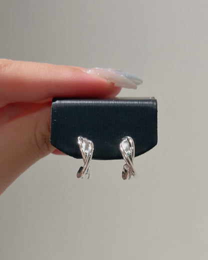#700 | Earrings | 925 Silver