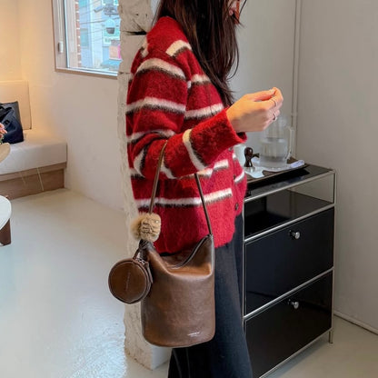 leather bag, bucket bag, cowhide bag, bucks and leather, coin bag, genuine leather bag, made in korea, bag from korea, 韓國製造，韓國真皮袋，韓國設計師品牌，牛皮袋，媽咪袋，mommy bag