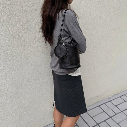 leather bag, bucket bag, cowhide bag, bucks and leather, coin bag, genuine leather bag, made in korea, bag from korea, 韓國製造，韓國真皮袋，韓國設計師品牌，牛皮袋，媽咪袋，mommy bag