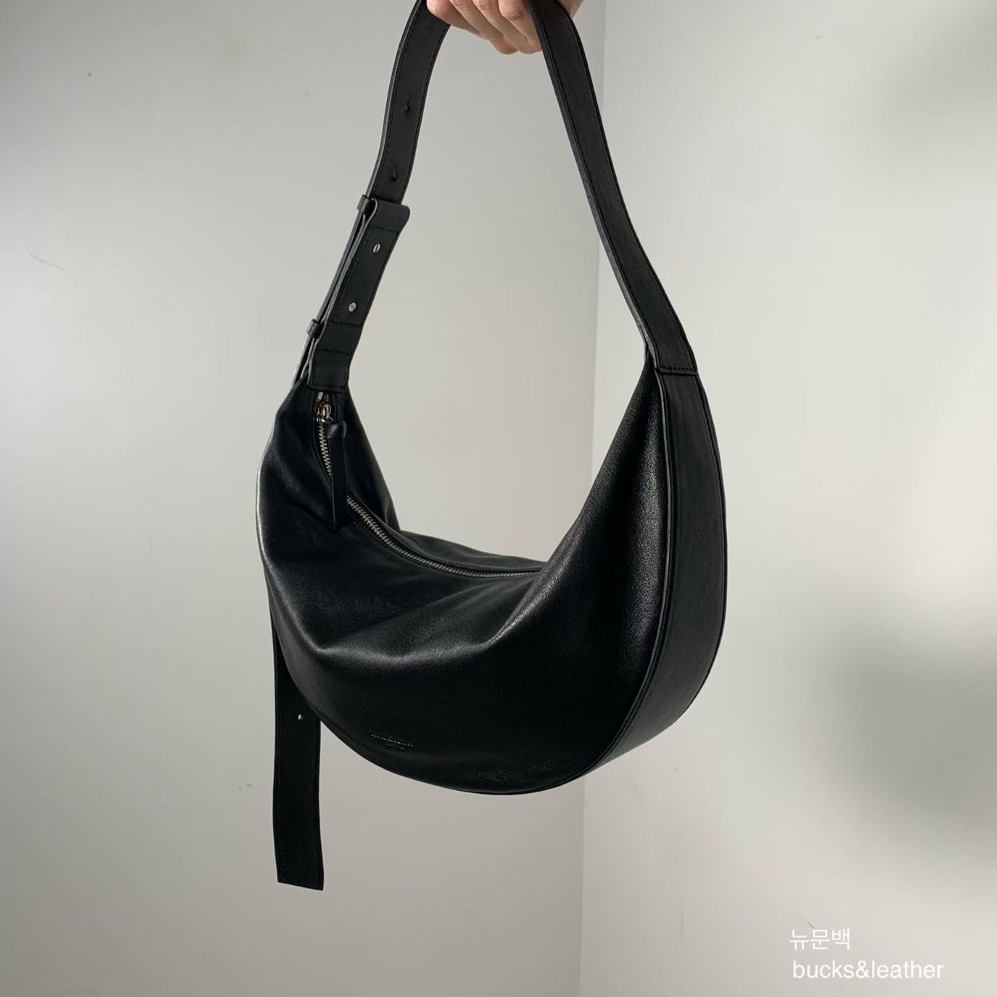 A10 | 羊皮半月形兩用袋 | 韓國 Bucks and Leather