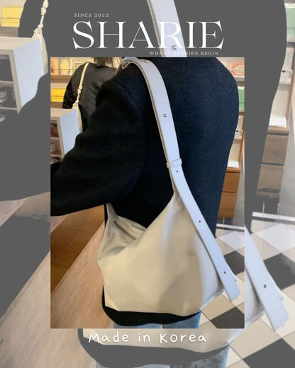 A22 | Unisex Aero Flex Hobo Nylon Bag 耐磨尼龍+真牛皮肩帶 | 韓國設計師品牌