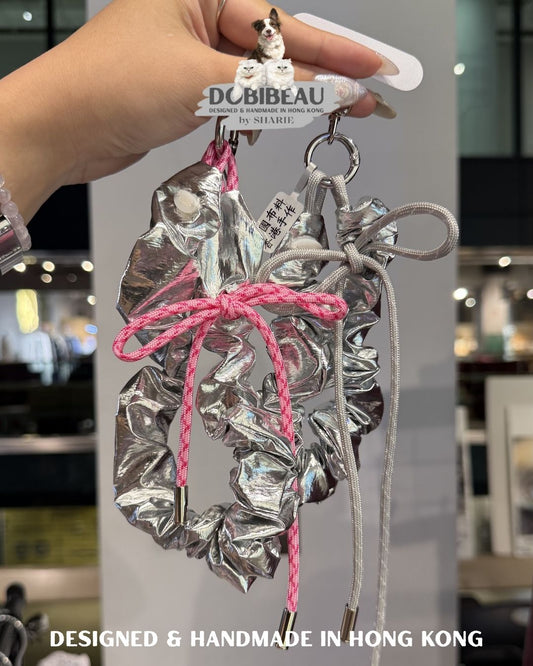閃閃銀色綁帶電話繩 🇰🇷 韓國跣水布料 | 電話繩Phone Strap | DOBIBEAU