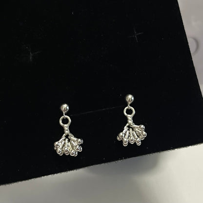 925 Silver Horseshoe clasps Necklace and Earrings Made in Korea 925純銀馬蹄扣頸鏈和耳環 韓國製造 純銀頸鏈 純銀耳環 Sterling Silver Necklace Sterling Silver Earrings 幸運馬蹄扣飾物 Symbolic Lucky horseshoe earrings and necklace
