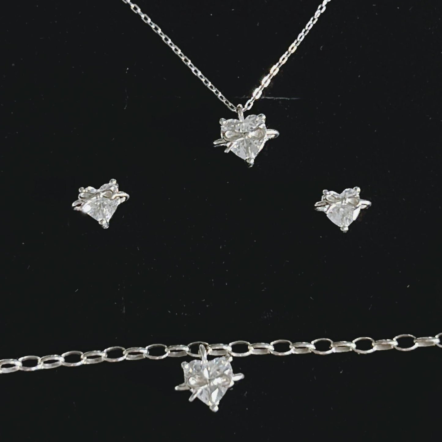 Discover the romantic Heart Shaped Gift Set in premium 925 silver. Delicate heart motifs sparkle across necklace, bracelet, earrings, and ring – the perfect timeless expression of love and everyday elegance.
#HeartJewelrySet #925SilverSet #HeartNecklace #HeartBracelet #HeartEarrings #HeartRing #GiftForHer #ValentinesJewelry #LoveSet #LuxurySilver
#心形套裝 #925銀飾套裝 #心形項鍊 #心形手鐲 #心形耳環 #心形戒指 #情人節禮物 #愛心得飾 #浪漫珠寶 #奢華銀飾