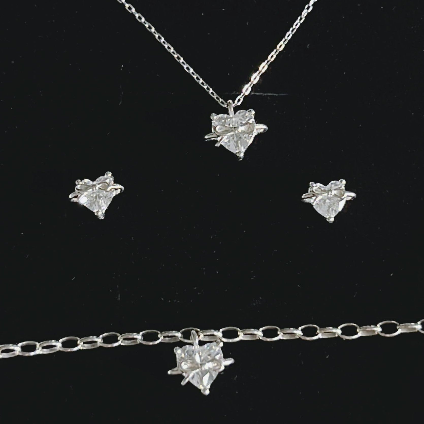 Discover the romantic Heart Shaped Gift Set in premium 925 silver. Delicate heart motifs sparkle across necklace, bracelet, earrings, and ring – the perfect timeless expression of love and everyday elegance.
#HeartJewelrySet #925SilverSet #HeartNecklace #HeartBracelet #HeartEarrings #HeartRing #GiftForHer #ValentinesJewelry #LoveSet #LuxurySilver
#心形套裝 #925銀飾套裝 #心形項鍊 #心形手鐲 #心形耳環 #心形戒指 #情人節禮物 #愛心得飾 #浪漫珠寶 #奢華銀飾