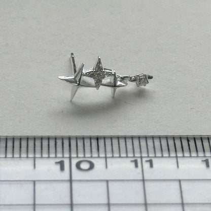 Discover the mesmerizing E30 Galaxy Drop Earrings in exquisite 925 silver. Cosmic-inspired drops with sparkling crystals evoke starry nights, offering ethereal elegance and versatile glamour for any occasion.

#E30Earrings #GalaxyDropEarrings #925SilverJewelry #CrystalDropEarrings #FashionJewelry #EtherealEarrings #StarryEarrings #SilverDrops #LuxuryAccessories #StatementJewelry

#E30耳環 #銀河滴形耳環 #925銀飾 #水晶滴耳環 #時尚珠寶 #空靈耳環 #星空耳環 #銀滴耳環 #奢華配件 #造型珠寶