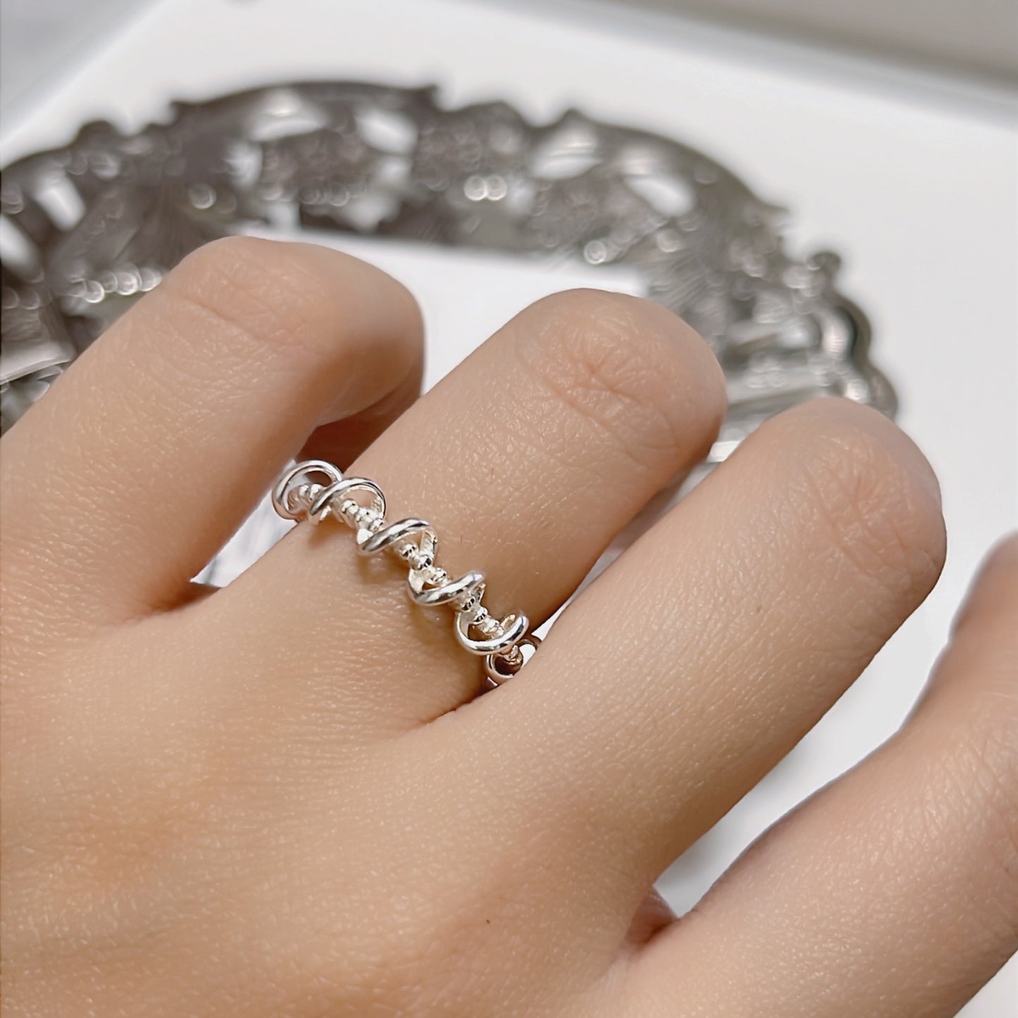 925 sterling silver ring, pure silver ring 925, sterling silver band women, 925 silver adjustable ring, minimalist silver ring, hypoallergenic 925 ring, fine silver ring 925, sterling silver stacking ring, 925 silver couple ring, authentic 925 sterling silver ring, 925純銀戒指, 純銀戒指女, S925銀戒指, 防敏925銀戒, 極簡純銀戒指, 正品925純銀戒指, 925銀開口戒指, 純銀疊戴戒指, 925銀情侶戒, 純銀尾戒