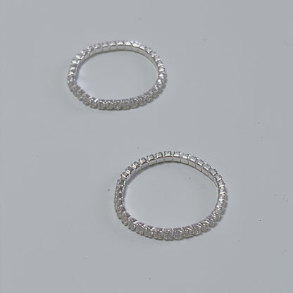 Discover the R83 1.5mm CZ Tennis Chain Ring in premium 925 silver. Delicate chain-inspired band lined with sparkling cubic zirconia stones offers timeless elegance and subtle iced-out glamour for everyday sophistication.

#R83Ring #CZTenisRing #925SilverJewelry #TennisChainRing #CubicZirconiaRing #FashionJewelry #IcedOutRing #SilverBand #LuxuryAccessories #ElegantRing

#R83戒指 #CZ網球鏈戒 #925銀飾 #網球鏈戒指 #鋯石戒指 #時尚珠寶 #鑲鑽戒 #銀細環 #聖誕禮物 #優雅戒指