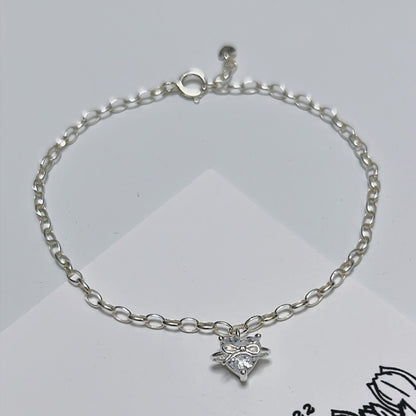 Discover the romantic Heart Shaped Gift Set in premium 925 silver. Delicate heart motifs sparkle across necklace, bracelet, earrings, and ring – the perfect timeless expression of love and everyday elegance.
#HeartJewelrySet #925SilverSet #HeartNecklace #HeartBracelet #HeartEarrings #HeartRing #GiftForHer #ValentinesJewelry #LoveSet #LuxurySilver
#心形套裝 #925銀飾套裝 #心形項鍊 #心形手鐲 #心形耳環 #心形戒指 #情人節禮物 #愛心得飾 #浪漫珠寶 #奢華銀飾