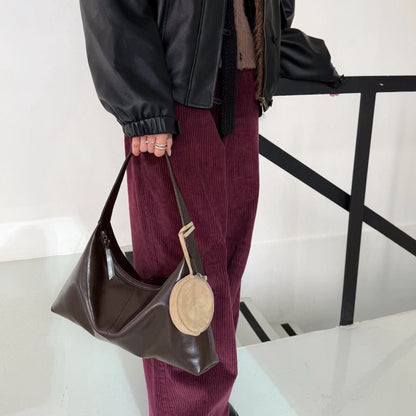 leather bag, hobo bag, cowhide bag, bucks and leather, coin bag, genuine leather bag, made in korea, bag from korea, 韓國製造，韓國真皮袋，韓國設計師品牌，牛皮袋，媽咪袋，mommy bag, hobo袋，韓國代購
