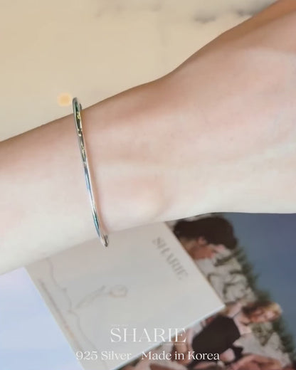 #782 | Minimalist TO clasp Bangle | 925 Silver