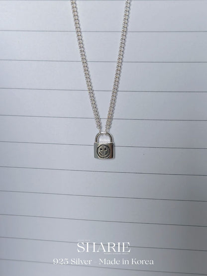 #706 | Smiley Lock Necklace | 925 Silver