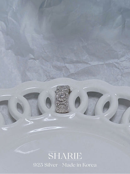 #626 | Daisy Antique Band Ring | 925 Silver